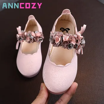 Детские туфли на плоской подошве для девочек 2023, летнее Новое Корейское издание, универсальная обувь для вечеринок принцессы с цветами, туфли на плоской подошве из мягкой кожи
