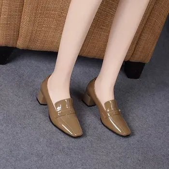 Осенняя женская обувь с квадратным носком и лоферами, модная простая женская обувь на высоком каблуке, комплект повседневной обуви с открытым носком в стиле ретро